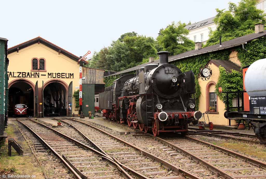 Die S 36.17, 18 505 im pfälzischen Eisenbahnmuseum in Neustadt (Weinstr)