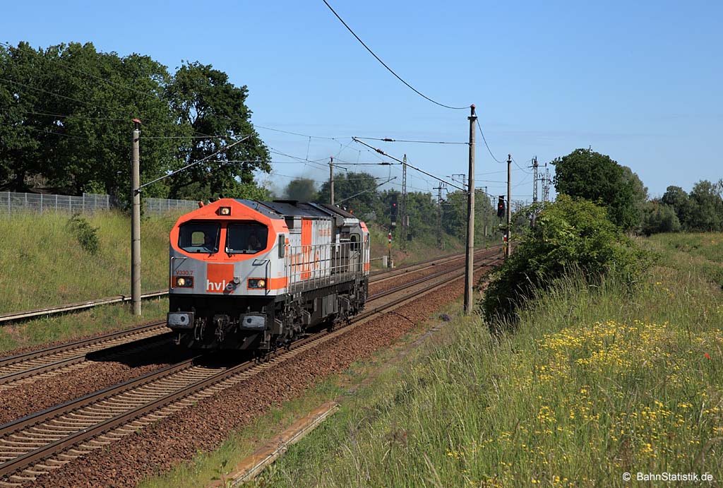 V330.7 der HVLE am 29.05.20 -Lz- gen Süden auf dem westlichen Berliner Außenring bei Priort