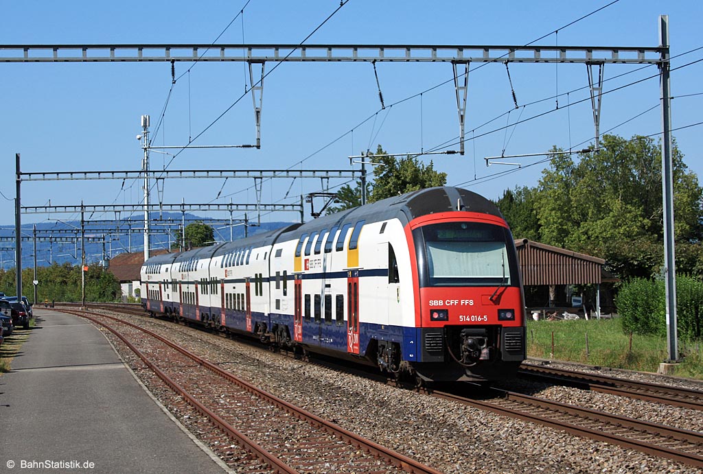 RABe 514 016-5 am 14.08.09 als S8 (Pfäffikon – Winterthur) bei der Einfahrt nach Richterswil